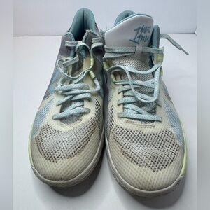 Nike Kyrie Flytrap 5 Sneakers Size 7Y/M7/W8.5
